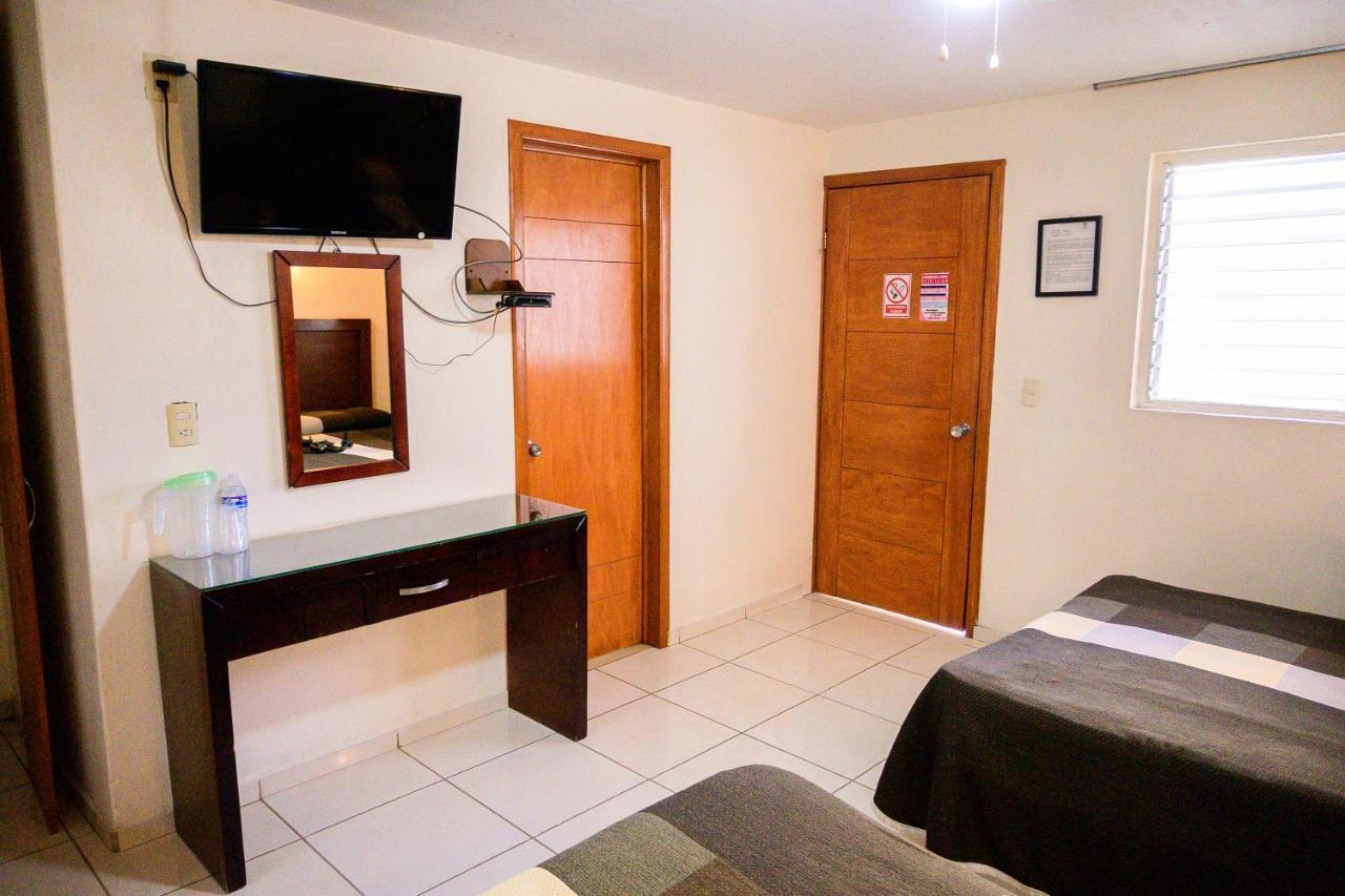 Hotel Acuario En Ocotlan Eksteriør bilde